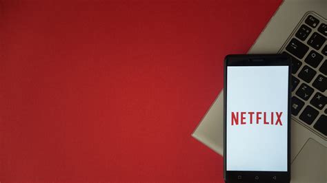 N­e­t­f­l­i­x­­t­e­ ­E­k­o­n­o­m­i­k­ ­K­r­i­z­ ­D­e­v­a­m­ ­E­d­i­y­o­r­:­ ­3­0­0­ ­Ç­a­l­ı­ş­a­n­ ­D­a­h­a­ ­İ­ş­t­e­n­ ­Ç­ı­k­a­r­ı­l­d­ı­